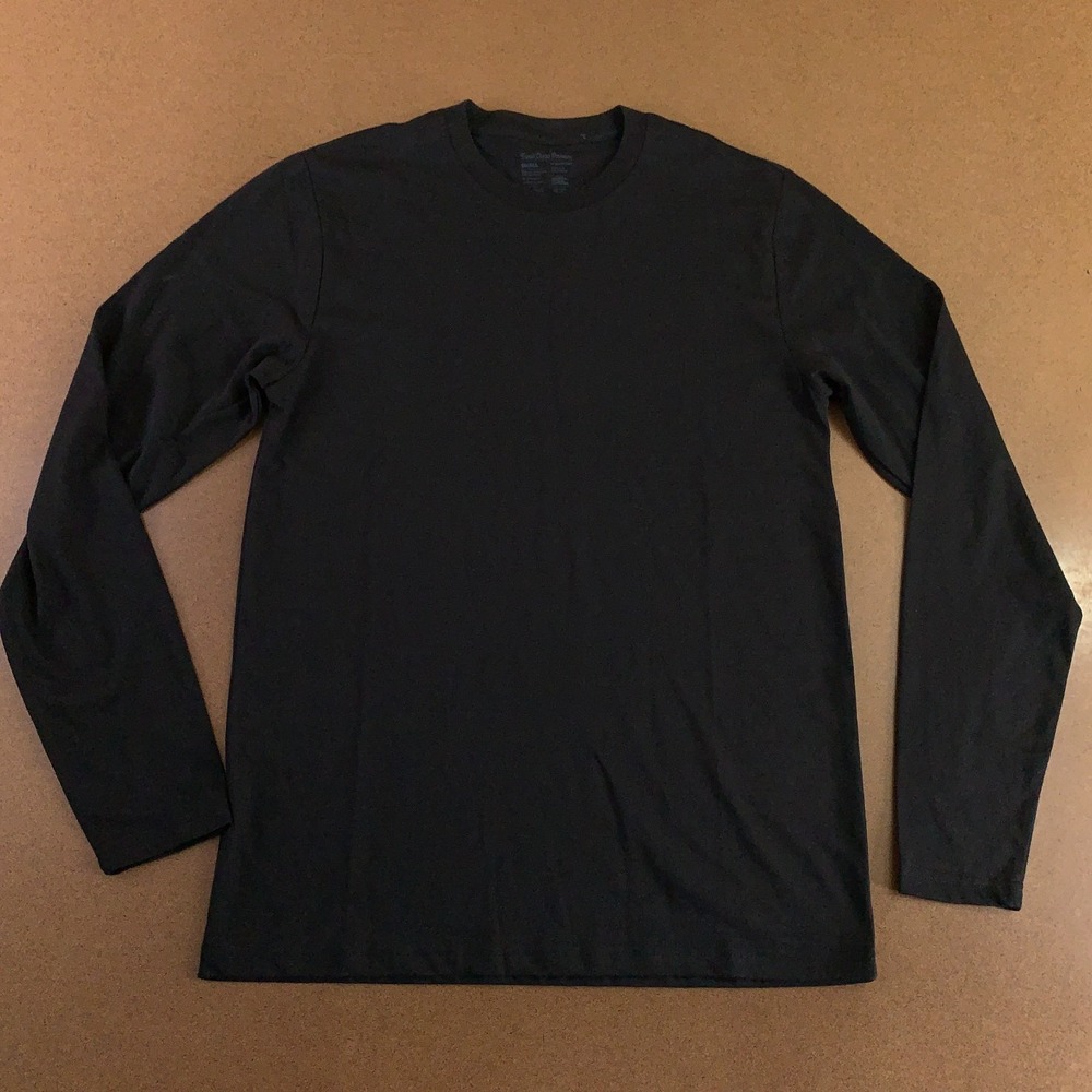 Fresh Clean Threads Mens Small Black Long Sleeve Soft Blend Casualwear T-Shirt
